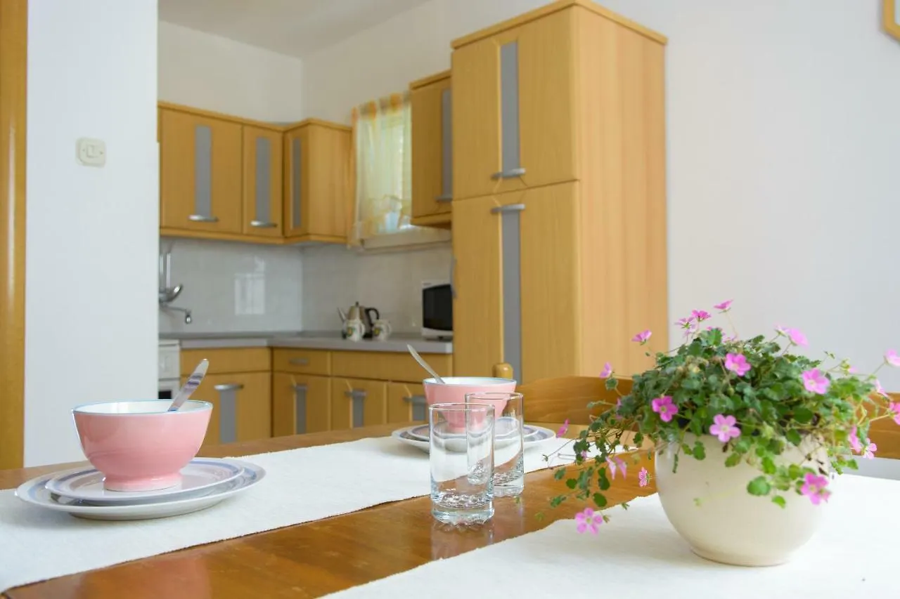 Apartments Klasan Trogir