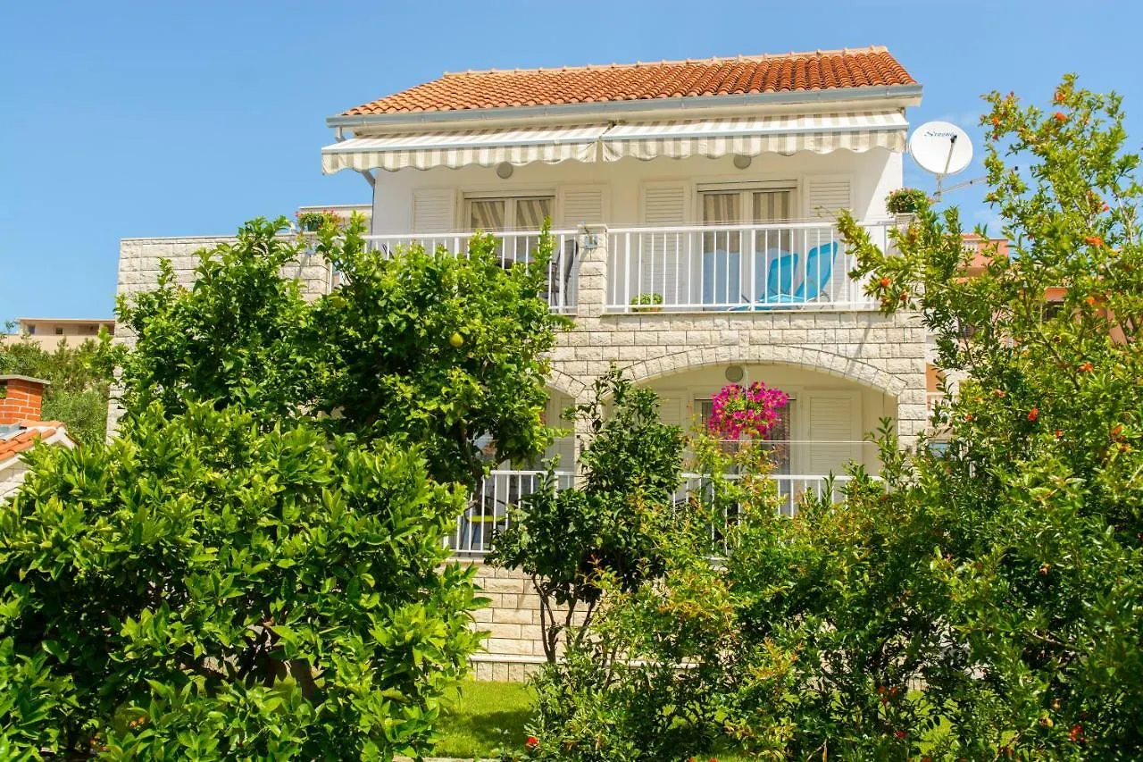Apartments Klasan Trogir